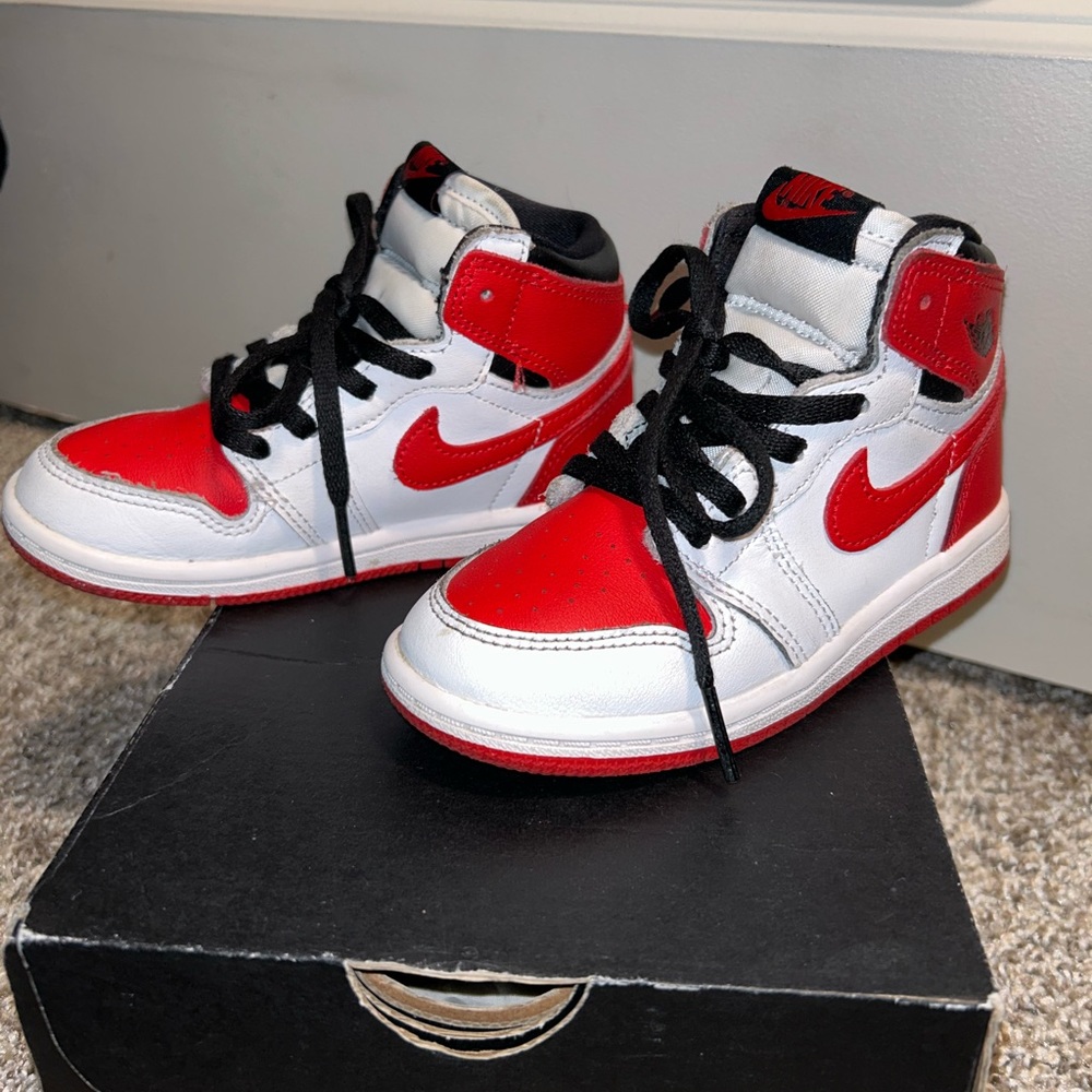 Toddler shoes size 9c - Picture 4 of 4